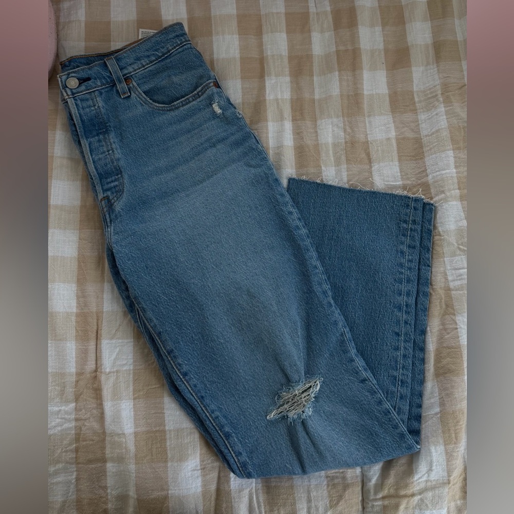 Levi’s Classic Blue Denim Jeans
